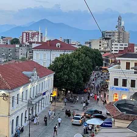 Pedestrian Street Center *