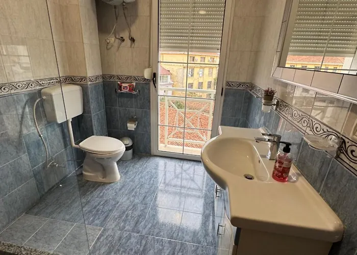 Pedestrian Street Center Appartement